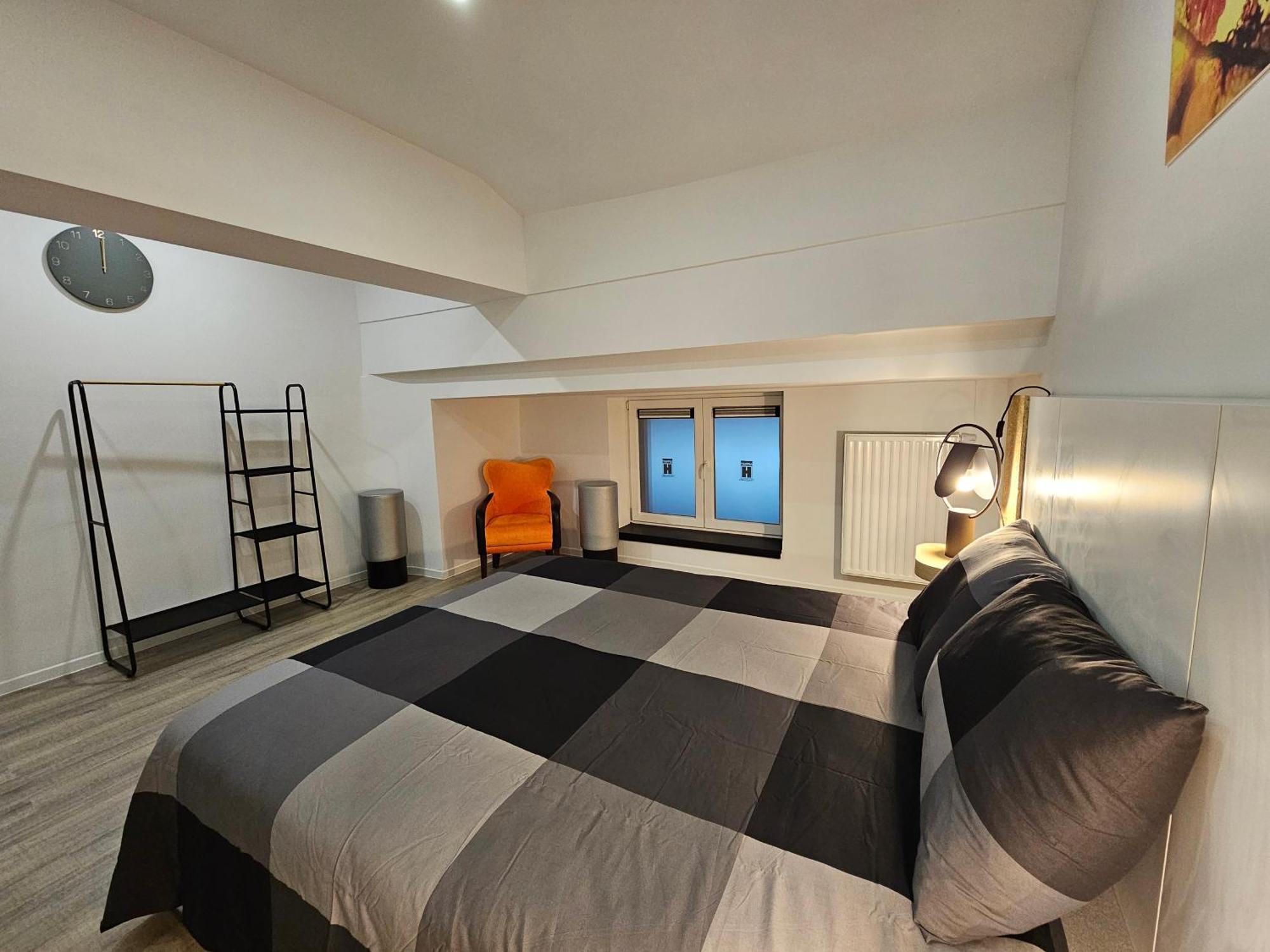 Appart'Hotel Trazegnies Courcelles Luaran gambar