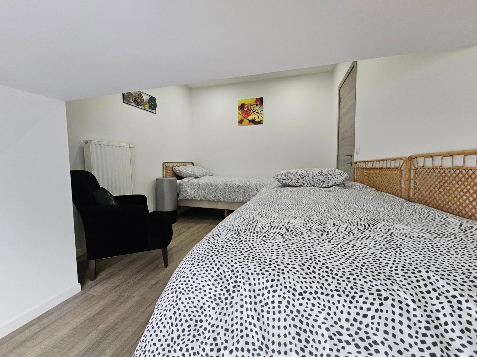 Appart'Hotel Trazegnies Courcelles Luaran gambar